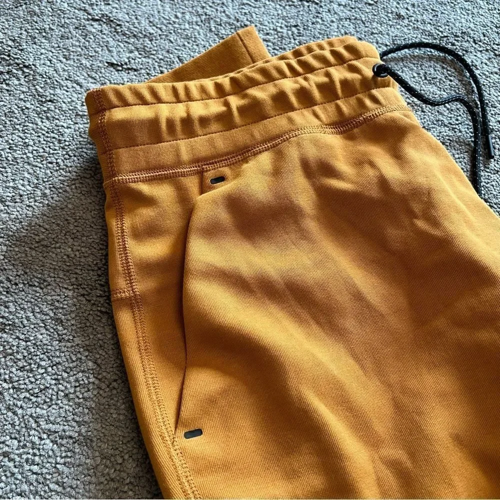 Nike Sportswear Tech Fleece Women's Pants Joggers (Desert Ochre) CW4292-754